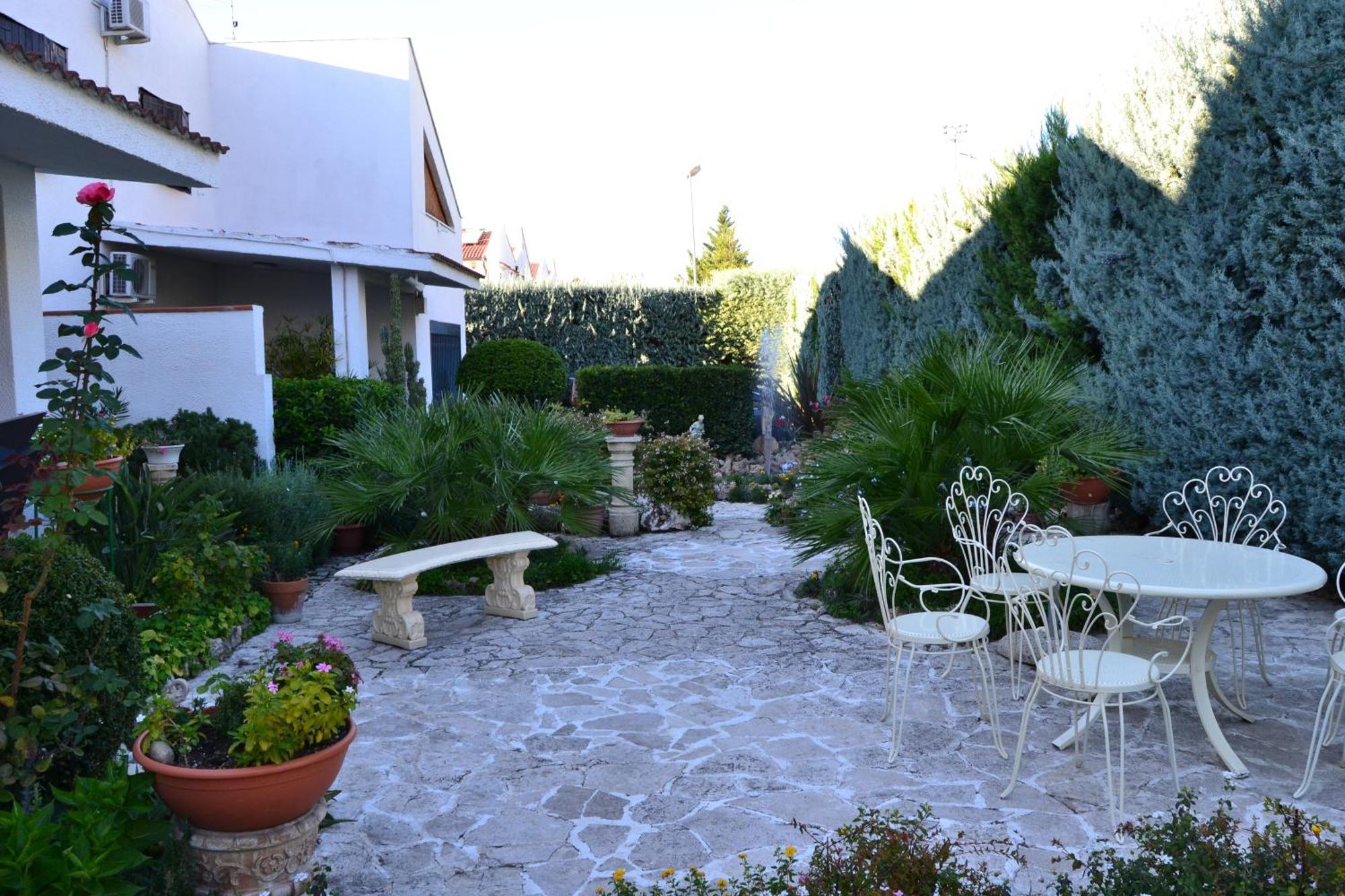 Hotel Canusium Canosa di Puglia Exterior photo
